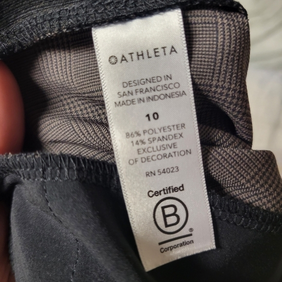 Athleta Brooklyn Ankle Pant Plaid Brown Size 10 - Picture 11 of 11